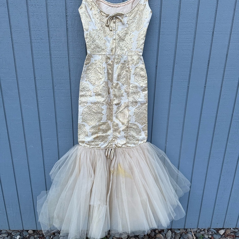 Vintage 80’s Gold and White Mermaid Dress - Picture 6 of 12